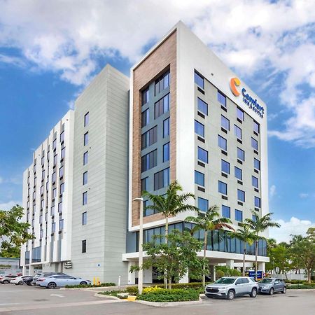 Comfort Inn & Suites Miami International Airport Майами-Спрингс Экстерьер фото