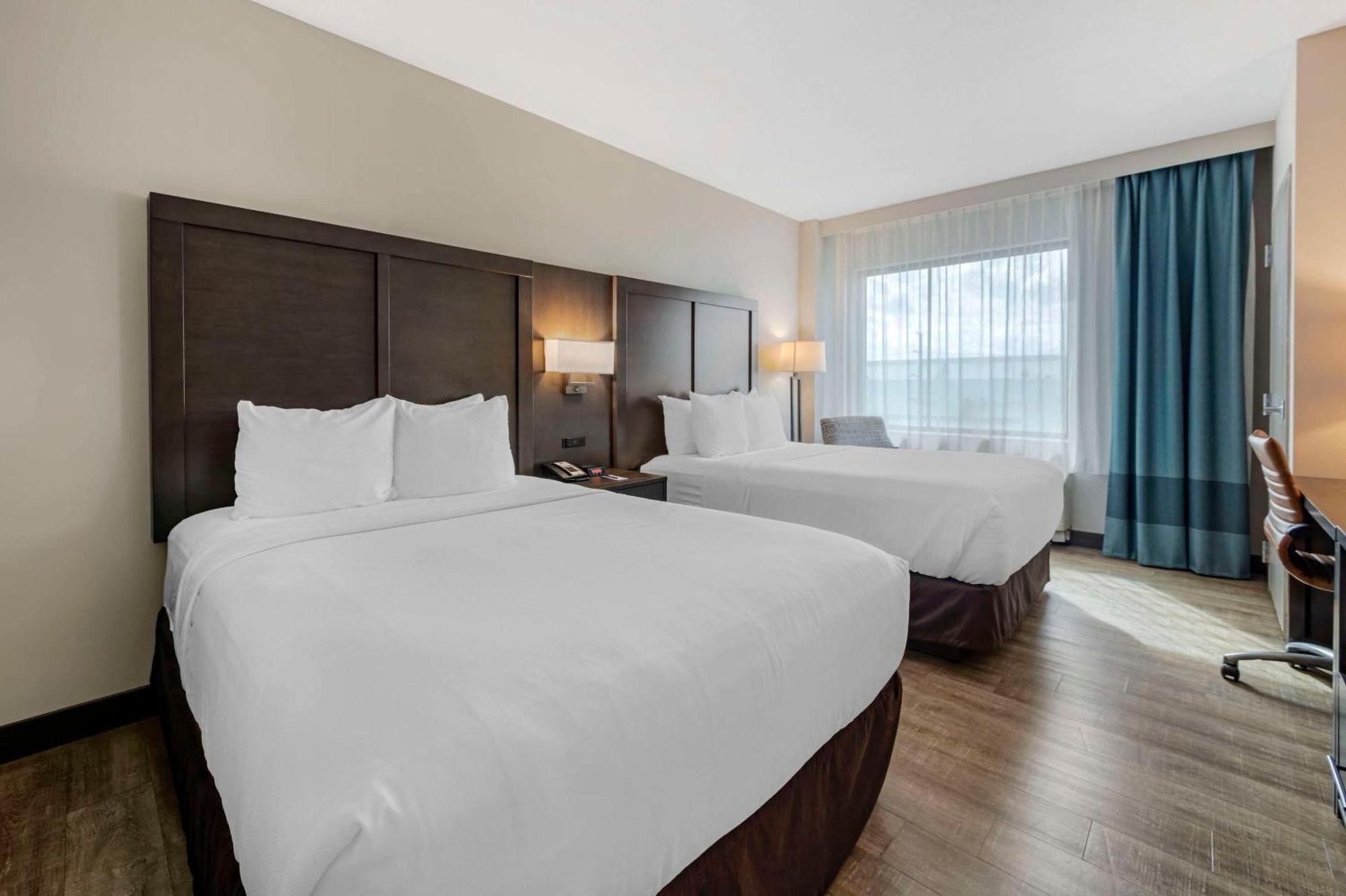 Comfort Inn & Suites Miami International Airport Майами-Спрингс Экстерьер фото